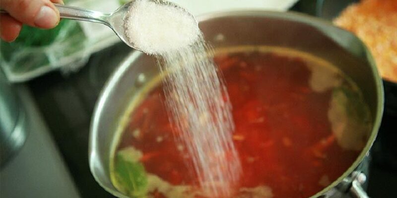 Спасаем пересоленный суп