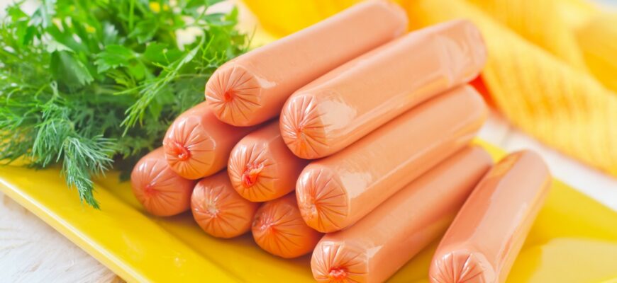 Можно ли есть сырые сосиски?