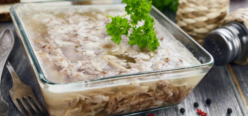 Сколько можно держать холодец на столе?