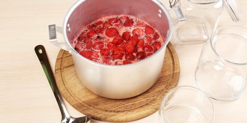 Если варенье засахарилось что можно сделать?