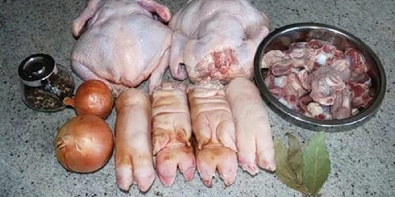 Сколько варить свиную ножку на холодец?