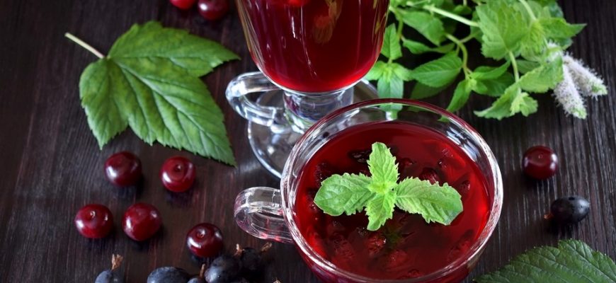 Как сварить кисель из крахмала и компота?